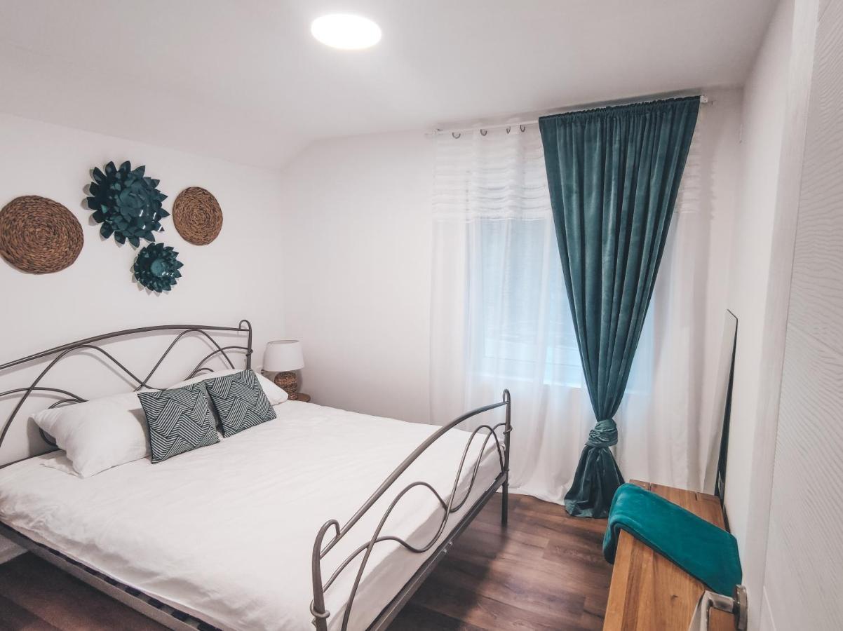 Villa-Apartments Bognar Velika Kültér fotó